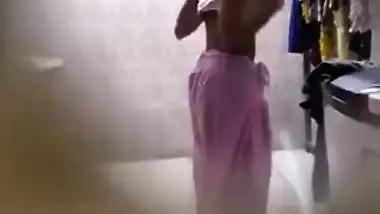 Boobs of Indian are so lovely that voyeur tries to film some soft porn