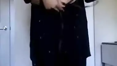 Indian MILF takes off her black XXX saree showing she is ready for sex