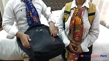 XXX Ever Best Desi student fuck Desi girl in Oyo hotel first meeting