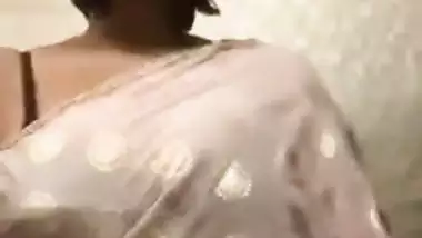 Oasi Das Titties