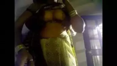 380px x 214px - Guntakal Aunty indian porn at Sexyindians.mobi