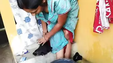 Downblouse boob and nip show