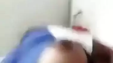 Desi Cute Chubby Girl Selfplay