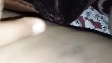 Big Ass Bhabhi Ki Chut Or Gand Me Hath Laga Ke Pani Nikala. Risky Capture For U All
