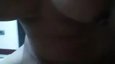 Super Horny desi Bhabi Riding on Husband Dirty talk Saying Meri chut Faar doo