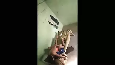 Desi jija sali ka chudai ka khel mobile me recording kiya 