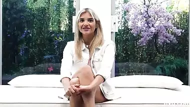 Latina with a nice round ass goes from shy to horny real quick!