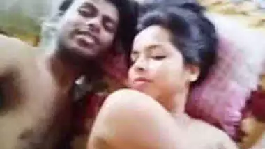 Xnxx Romentik indian porn at Sexyindians.mobi