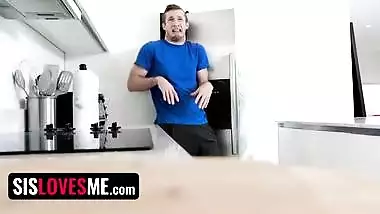 Thick Assed Stepsis Daisy Stone Shares Her Stepbro's Cock With Her Horny Besties - SisLovesMe