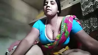 Beautiful housewife vid Desi beautiful...