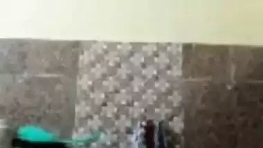 Big Boobs Delhi Bhabi Bathing-2