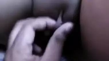 Busty Desi girl sucks cock and strokes it with XXX bulges in MMS video