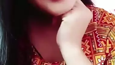 Cute famous girl Divya live cam nude act for money