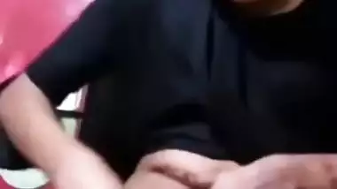 Bangladeshi Muslim girl showing her pussy