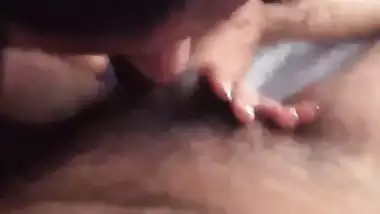 GF gives a desi blowjob and tastes her lover’s cum