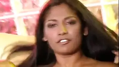 Jazmin Chaudary Squirt - Movies.